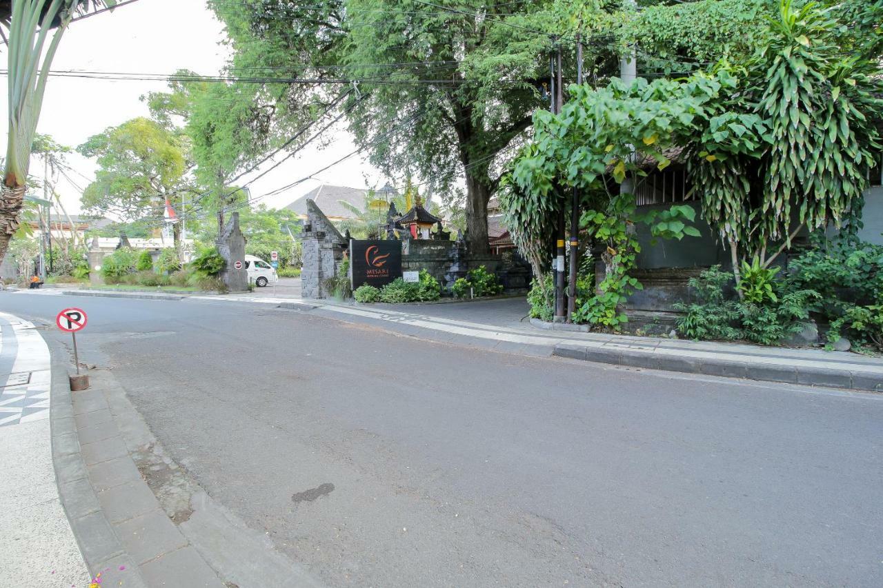 Mesari Beach Inn & Stables Seminyak (Bali) Bagian luar foto