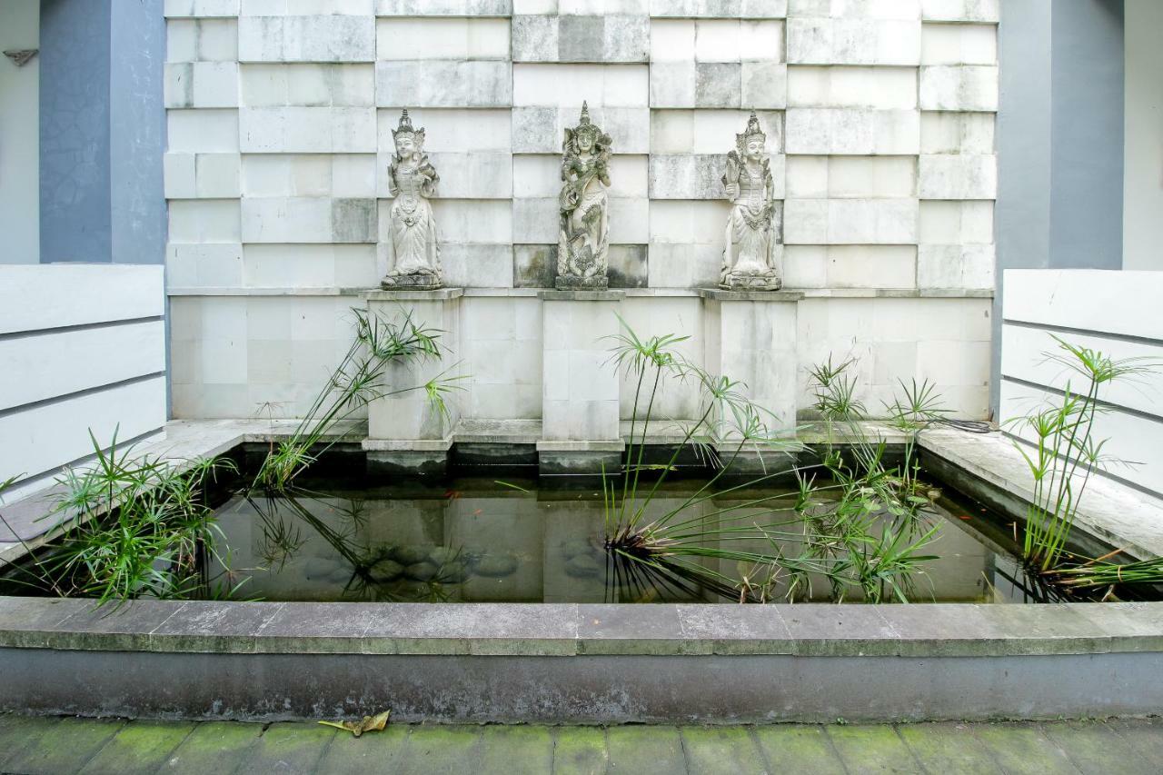 Mesari Beach Inn & Stables Seminyak (Bali) Bagian luar foto