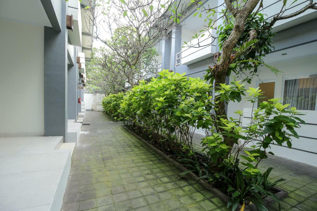 Mesari Beach Inn & Stables Seminyak (Bali) Bagian luar foto