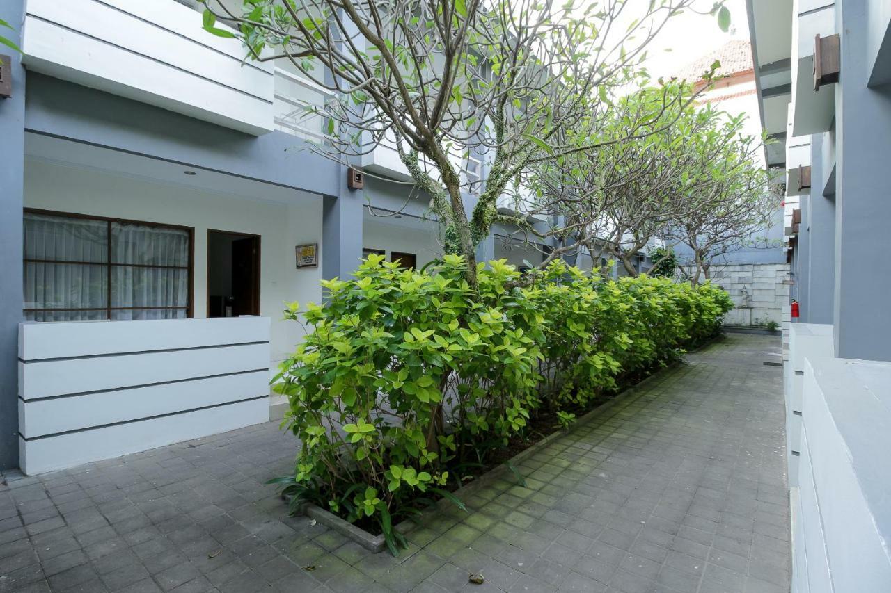 Mesari Beach Inn & Stables Seminyak (Bali) Bagian luar foto
